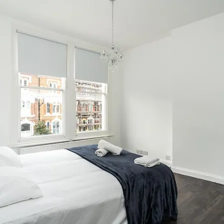 Stylish 2 Bedroom At Hammersmith London Exterior photo